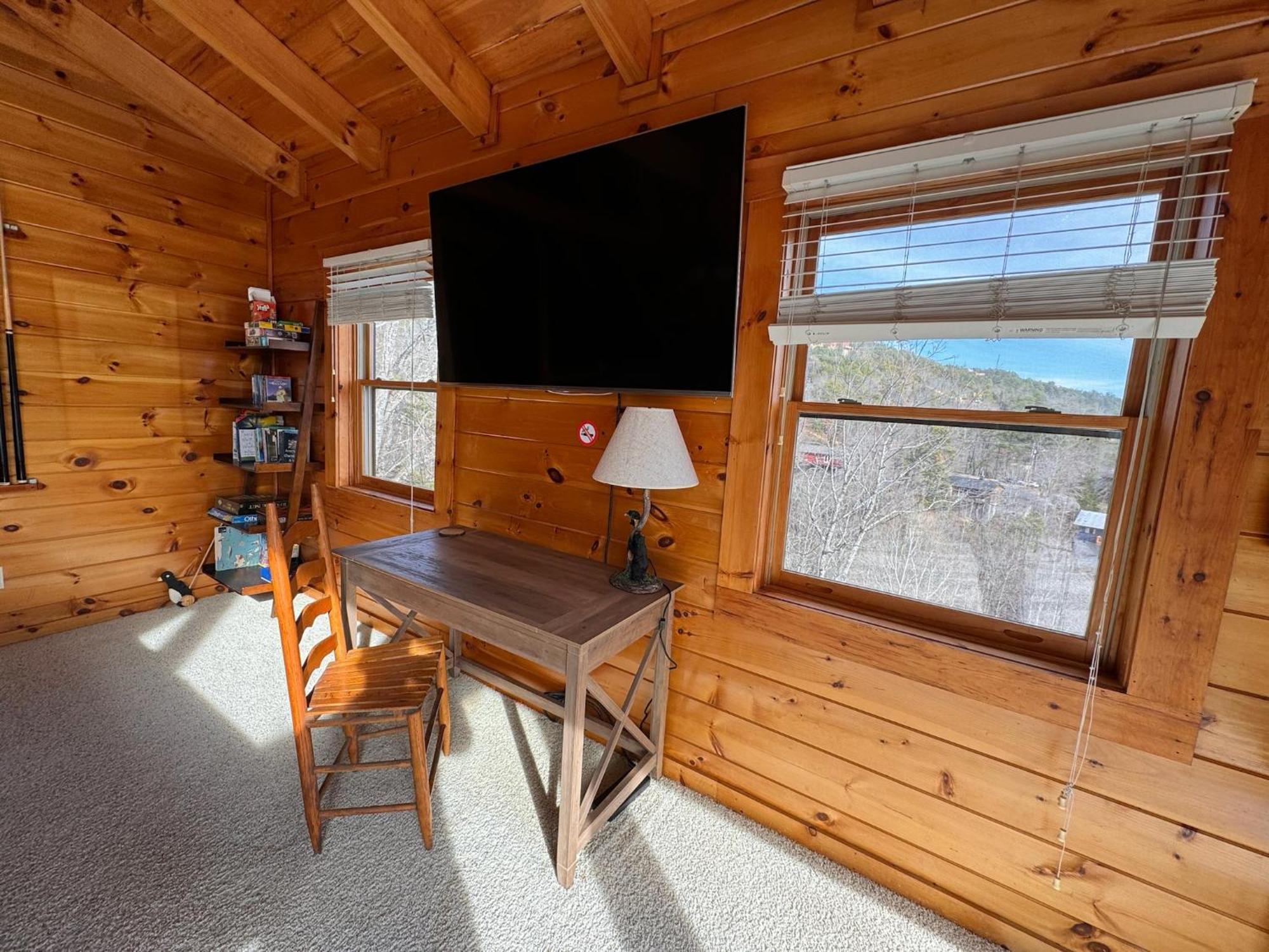 Smoky Paws - Exceptional Cabin, Stunning Mountain Views, Hot Tub, Tranquil, Gigabit Internet, Free L2 Ev Pigeon Forge Exteriör bild